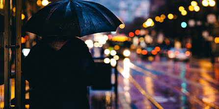 杨瀚森心中最佳阵容：詹姆斯东契奇欧文约老师浓眉